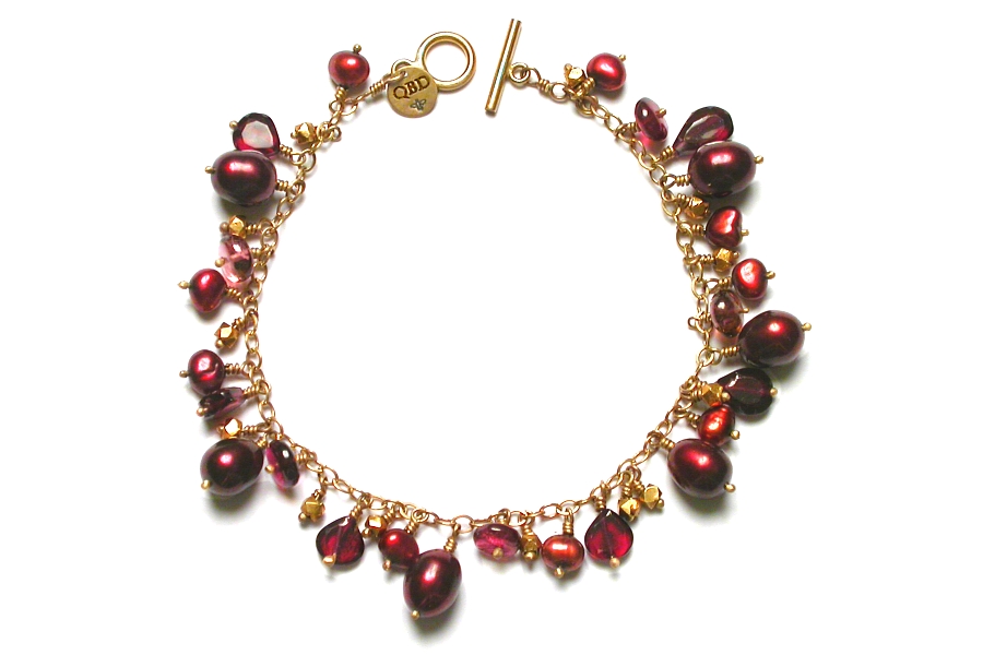 reds & golds dangle bracelet   $220.00   item 04-043 