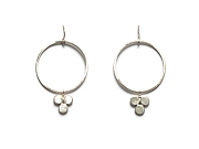 large silver link & dot earrings   $110.00   item 10-134 